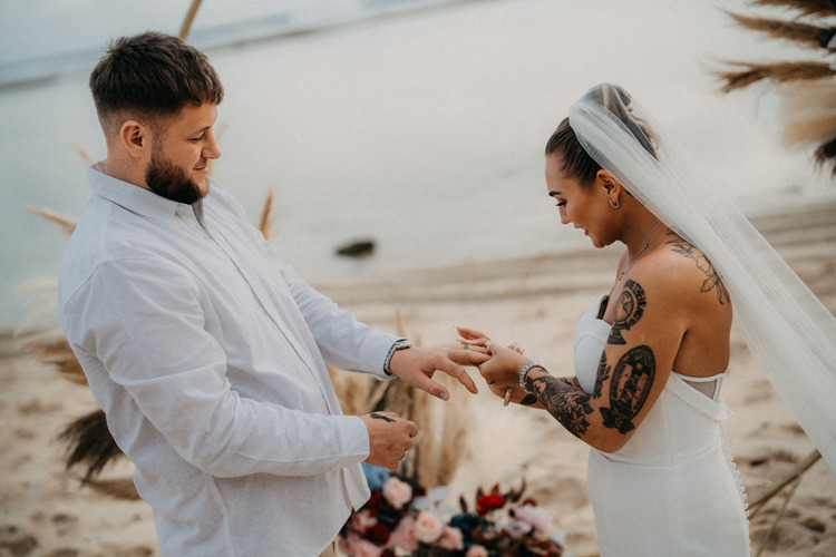 Timbis Beach Elopement for Two — photo 3